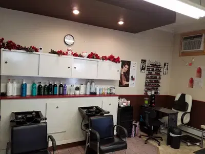 Hyde Park Hair Fashions