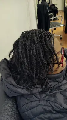 Alyce & Tre'sures Hair Gallery