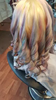 Zsuzsanna's Hair Salon