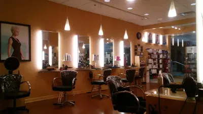 Regis Salon