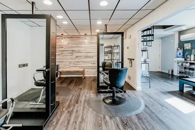 Seven Salon