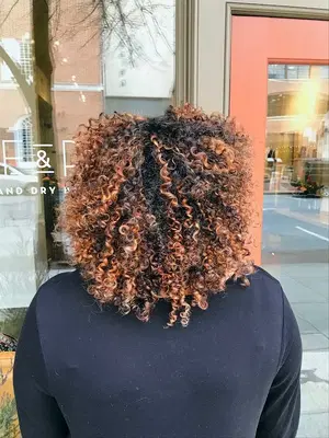 CRWN'd Salon