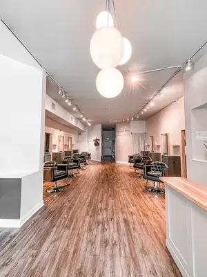 Esencial Healing Hair Bar