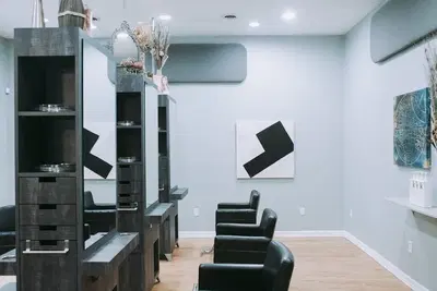 Mae Mae's Salon LLC