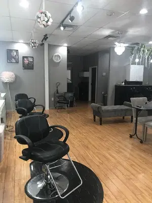 Salon Coconuts