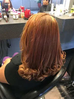 Salon Di Nos