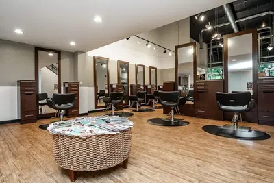 Ivy Salon Downtown