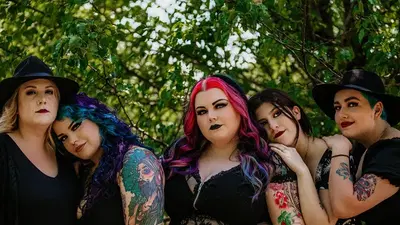 Siren Salon