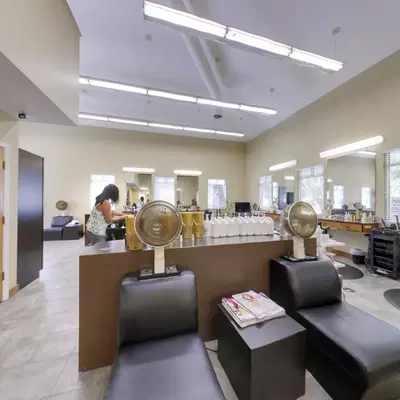 Studio 921 Salon
