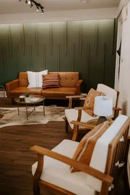 District Twenty One Salon