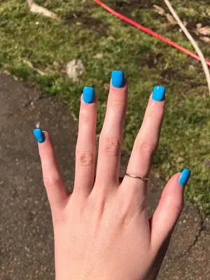 PRO NAILS SPA LLC