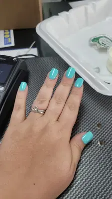 Happy Nails