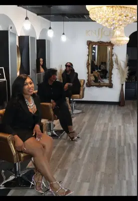 Kniiche Salon 2