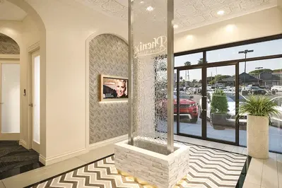 Phenix Salon Suites
