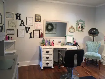 Havi’s Hair Salon