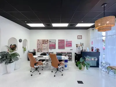 Lilly's Nail Spa
