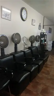 Sumthing Different Hair Salon