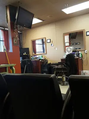 Antonia's Full Glamour Salon