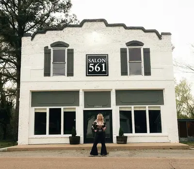 SALON561