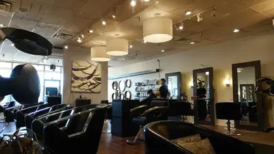 Salon M