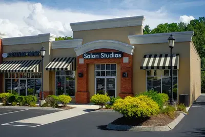 Salon Studios Montvue Place