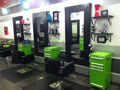 Eye Candy Salon & Boutique