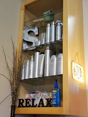Daywind Salon Suites