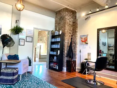 Love It Salon
