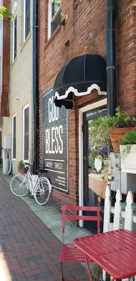 Isabella Sophia Downtown & Flawless Beauty Company