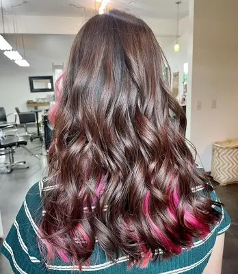Lyndon's Salon & Boutique