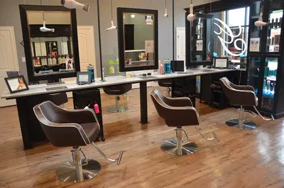 G Salon