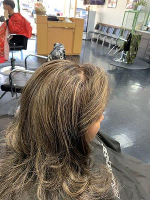 Elisa beauty salon