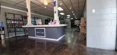 Salon De Luna