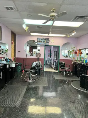 Dalila's Unisex Salon