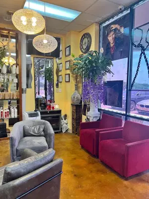 Unisex Salon Alex