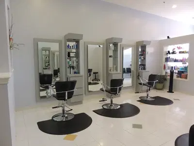 Salon Expressions