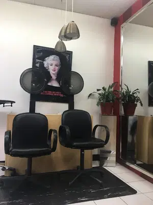 Valentinos Salon