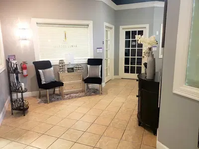 Unique Salon Suites