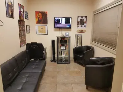 Sola Salon Studios