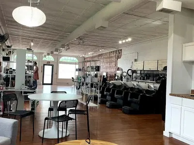 Collective Salon