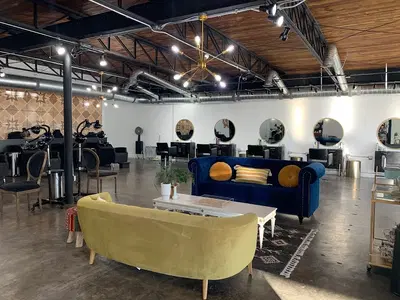The Bee's Knees Hair Studio
