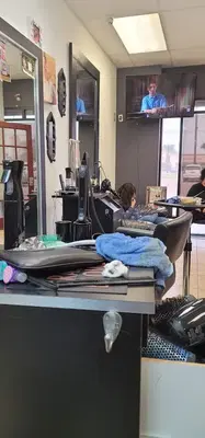 Lucy's Beauty Salon
