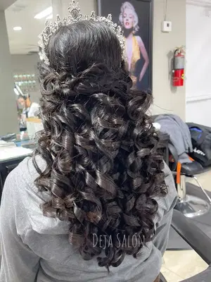 Deja Salón