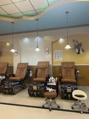 T&T Nails and Spa
