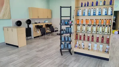 J Illusion Beauty Salon