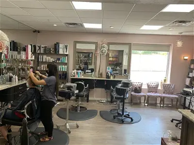 La Moda Hair Salon
