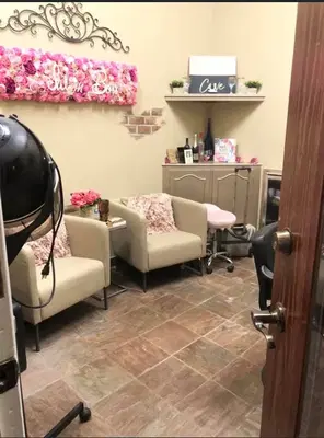 Salon boss