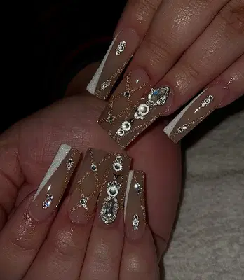 Dollz Imperium Nails Studio