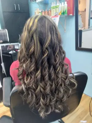 MARYS SALON,