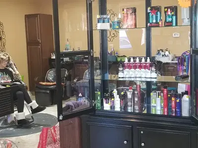 Cecy's HairCare Salon